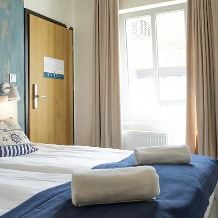 Seaside - Butikowe Przy Plazy Bed and Breakfast 3*