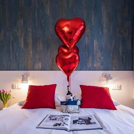 Seaside - Butikowe Przy Plazy לינה וארוחת בוקר סופוט