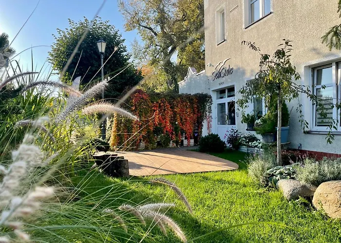 Seaside - Butikowe Przy Plazy B&B 소포트