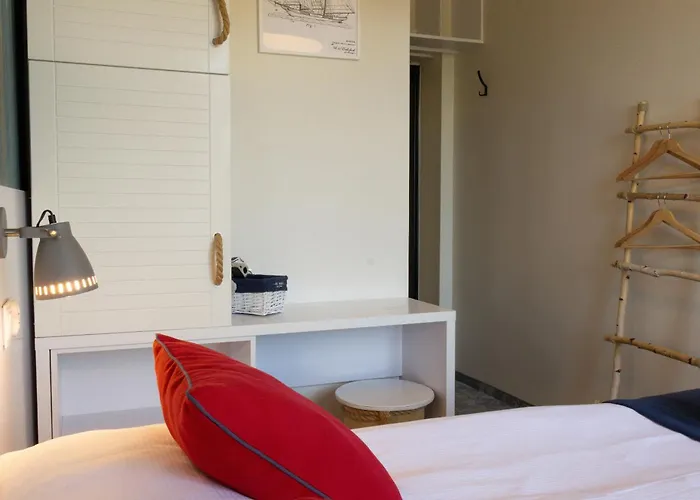 Seaside - Butikowe Przy Plazy 3* 소포트